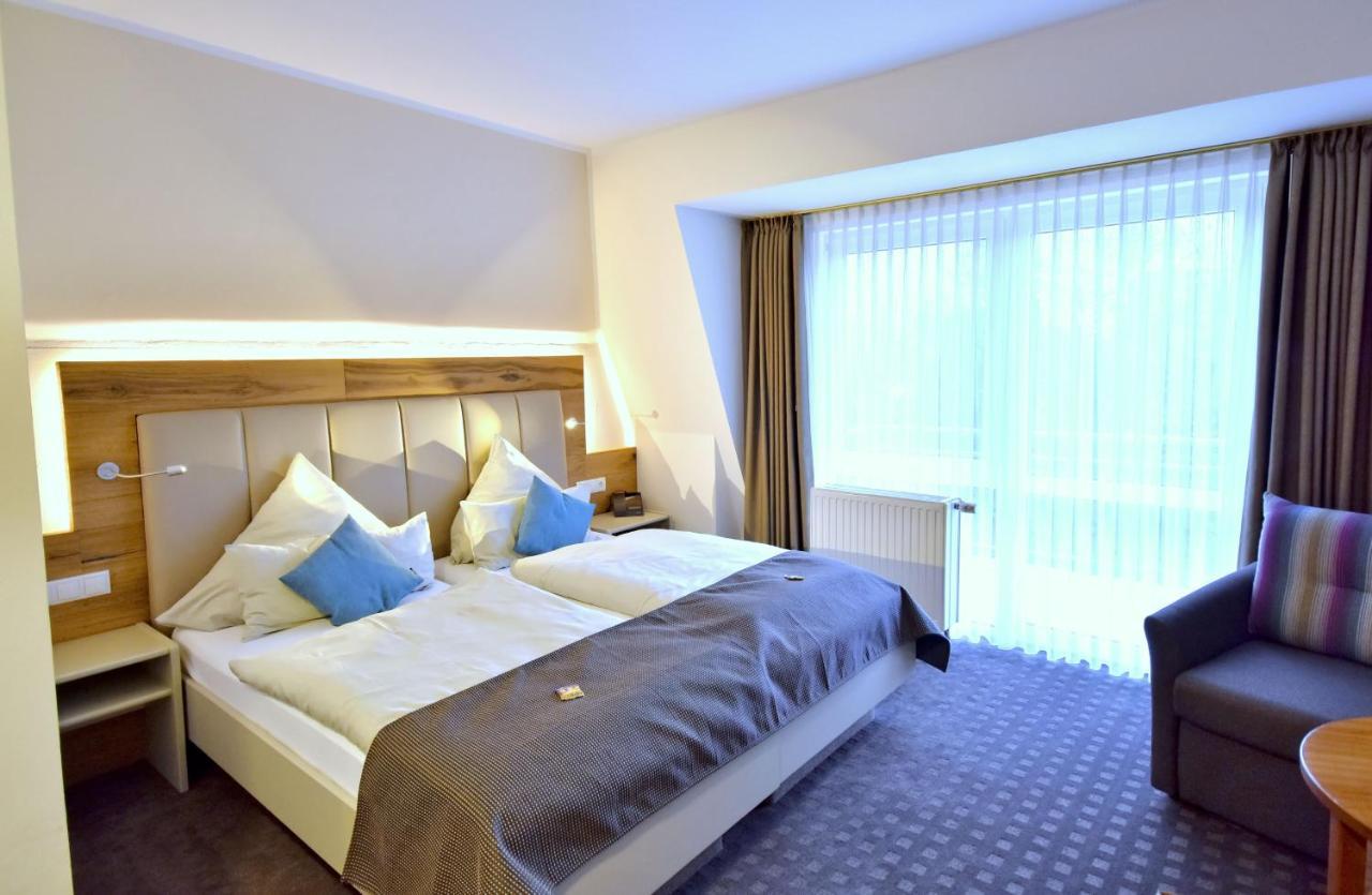 Hotel & Restaurant Zum Deutschen Hause Kirchhatten Ngoại thất bức ảnh