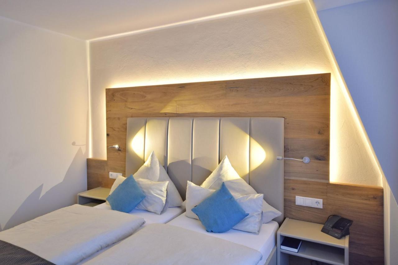Hotel & Restaurant Zum Deutschen Hause Kirchhatten Ngoại thất bức ảnh