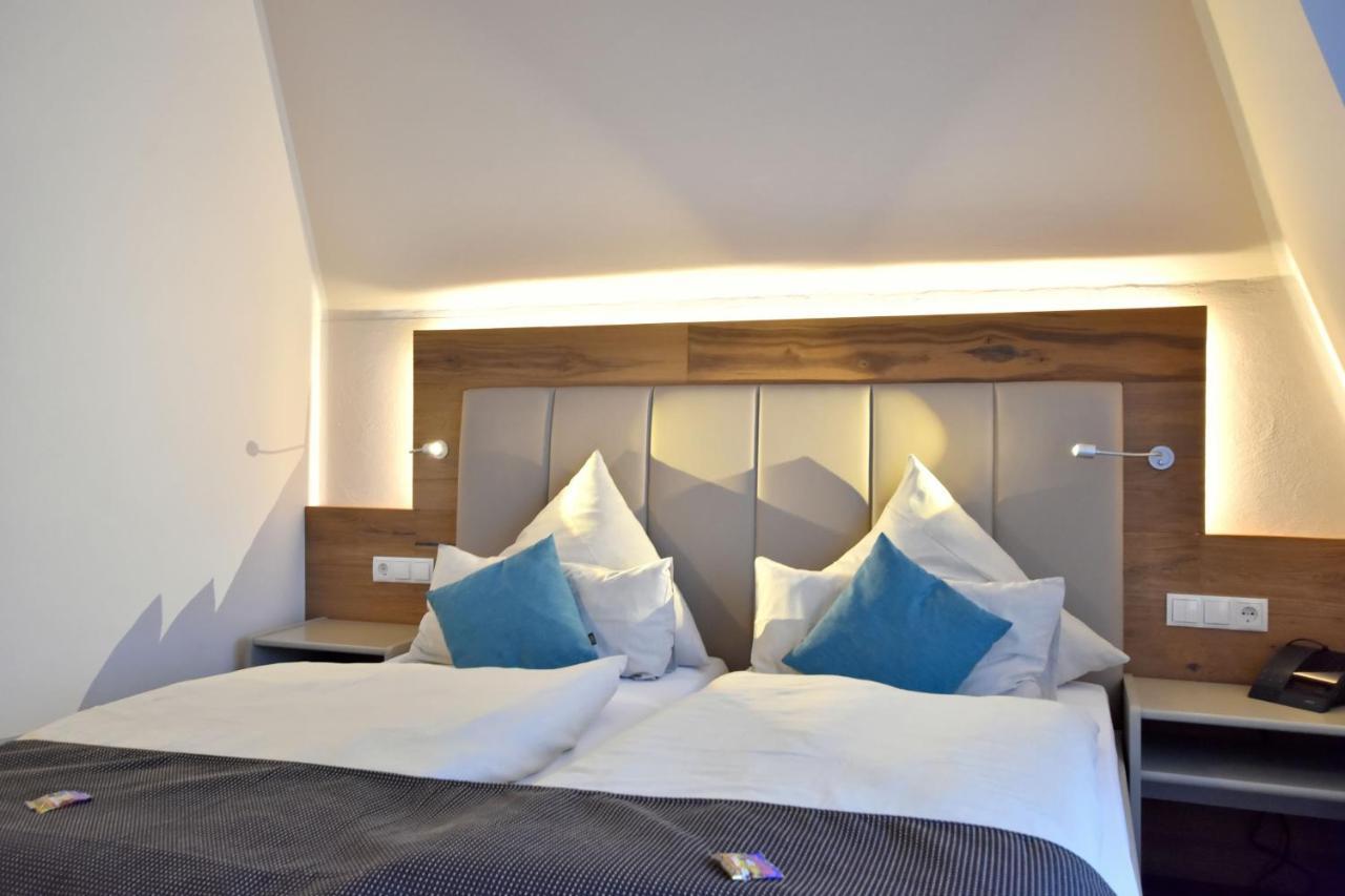Hotel & Restaurant Zum Deutschen Hause Kirchhatten Ngoại thất bức ảnh